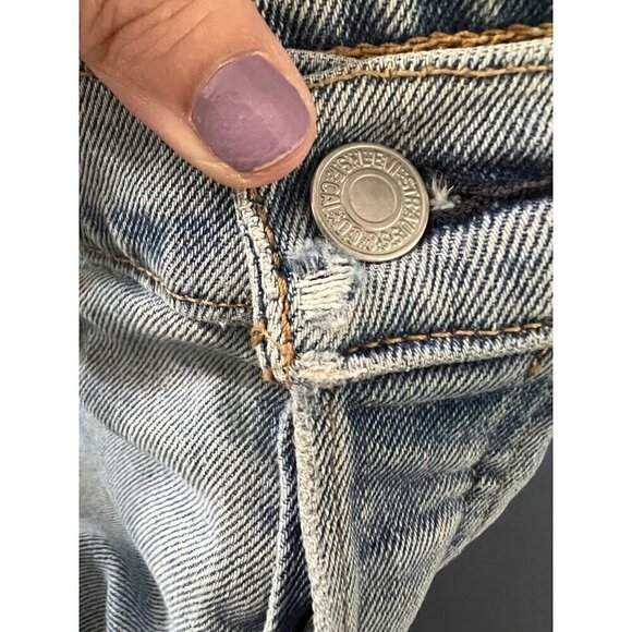 Levis Womens High-Waisted Blue Denim Jeans Size 28 button fly - Picture 8 of 16